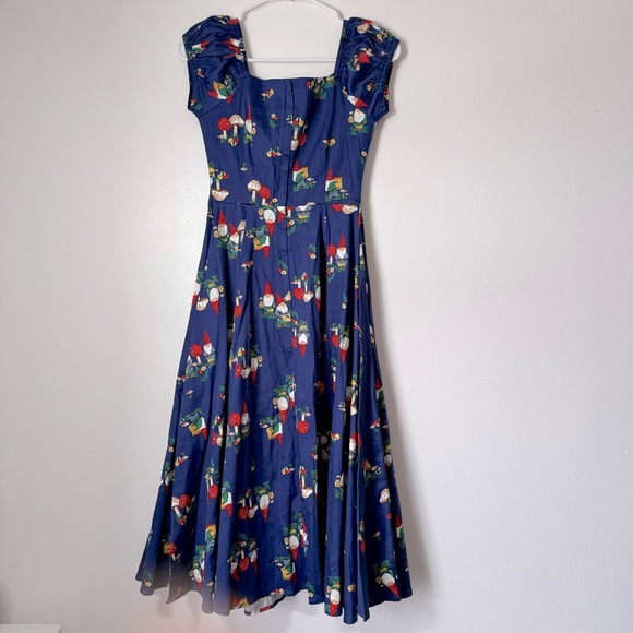 NWT | Collectif x Modcloth | No Place Like Gnome Printed Retro Midi Dress | XS - Picture 7 of 8